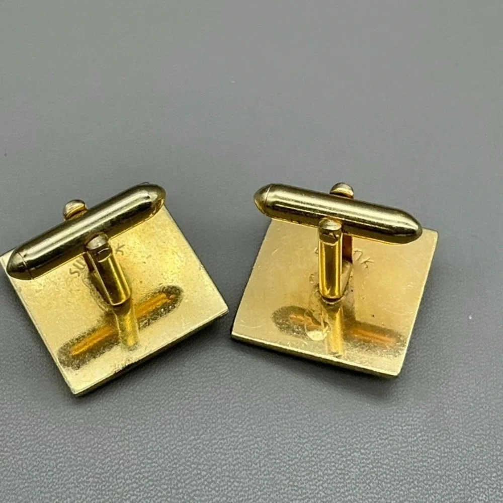 SWANK Vintage Gold Tone Square Mother of Pearl Mens Cufflinks MCM
